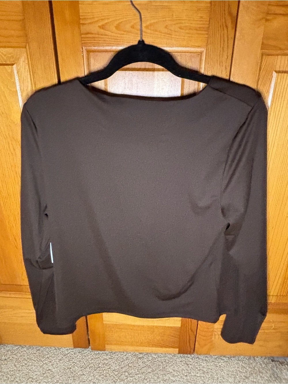 Old Navy Dark Brown V-Neck Long Sleeve Top - Picture 4 of 4